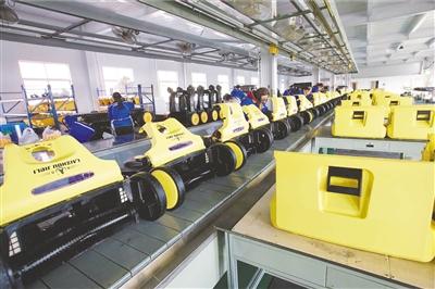 一機能完成6人工作量 萊州研發(fā)新型防疫清掃車發(fā)往湖北 新型汽輪機的研發(fā)及銷售